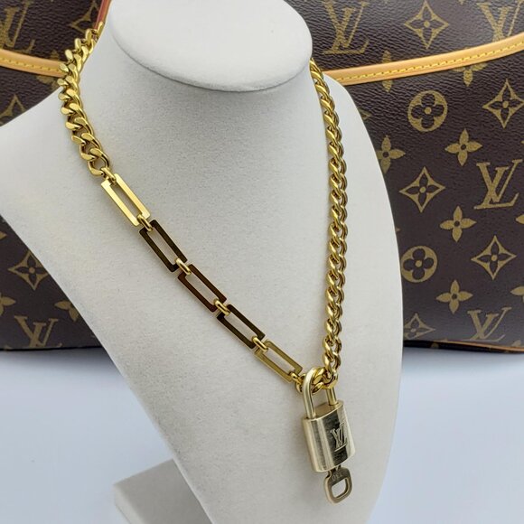 Authentic Louis Vuitton Padlock w/Unbranded Stainless Steel Gold Plated Chain - Picture 4 of 9